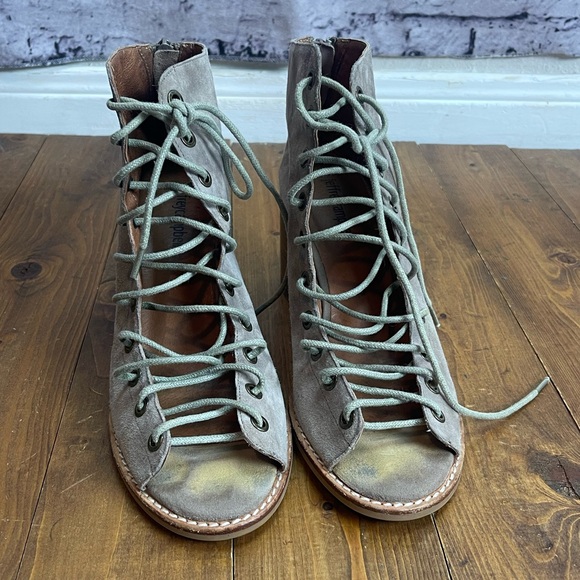 Jeffrey Campbell size 8 Cors lace up open toes heels - Picture 3 of 14